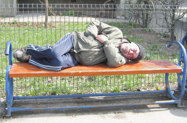 "Avem nevoie de bănci puternice!" "Avem nevoie de bănci puternice!"